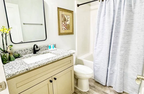 Dale House | Seabrook Coastal Cottage - Beaufort and Parris Island