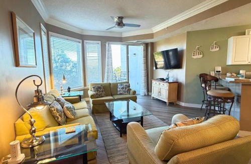 North Forest Beach House | Seacrest Villa Oceanfront Resort 2 bed 2 bath steps to the beach