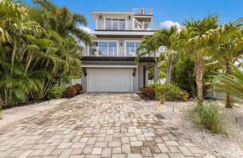 Ilexhurst House | Seaside Haven home
