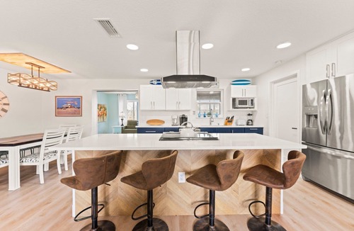 Harbor Heights House | Seaside Serenity Retreat — Steps to the Beach with BBQ & Tiki Hut 🌊