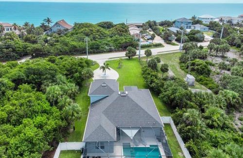 Melbourne Beach House | Seaside Serenity -Private Pool with Beach Access