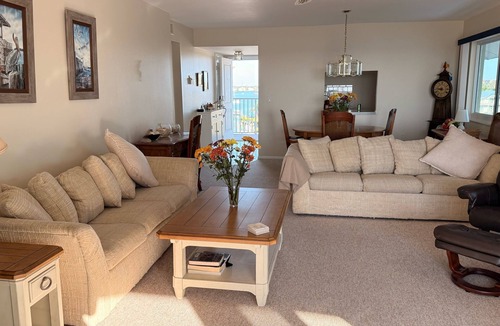 Venice Condo | Seasonal Only Furnished Top-Floor Corner Unit Bay & Ocean Views Steps to Beach