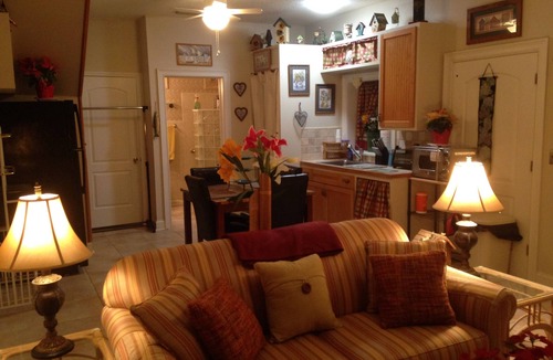 Riverside Estates Apartment | Seasonal rental in Vero Beach, steps to Indian River Lagoon - Jungle Trail!