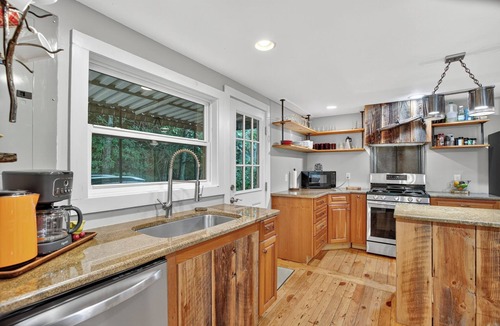 Candler House | Secluded Blue Ridge Mountain Cabin: 50 Acres, Hot Tub, Creek & Hike on property!