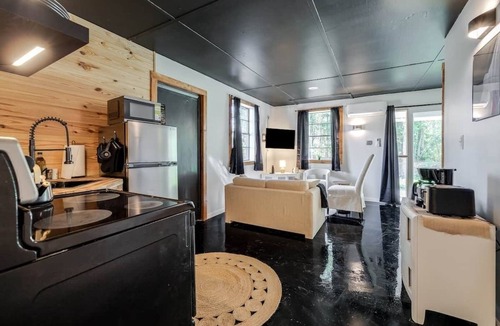 Pooler House | Secluded House Close to Sav Airport