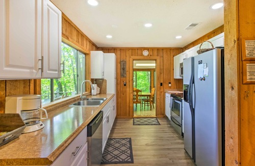 Robbinsville Cabin | Secluded 'Mountain Home' 12 Mi to Tsali Area