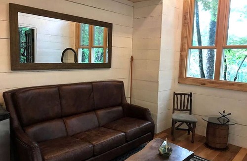 Salem RV Rental | Secluded Tree House Rental with a Sleeping Loft near Lake Jocassee in South Carolina