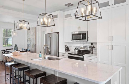 Melrose on the Beach House | Secret Beach Cottage-Oceanfront with golf cart