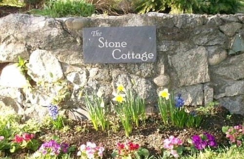 Bow Cottage | September-Fall dates still open. Awesome views, close to great food & fun hikes!