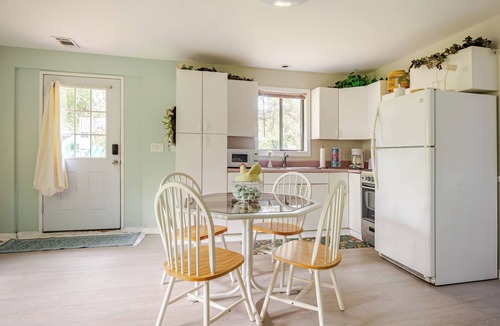 Thonotosassa Cottage | Serene 1-bedroom cottage with AC in charming Thonotosassa