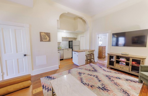 Dixon Park Condo | Serene 2-bedroom condo steps from Forsyth Park in charming Savannah