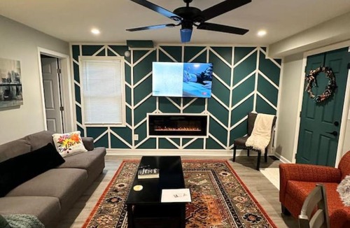 Charlotte Apartment | Serene 2BR in Sardis - Workspace - Fast Wi-Fi