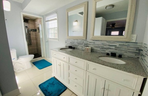 Church Street House | Serene Azul Retreat 5mins from Atlanta Airport Pool area ready!!