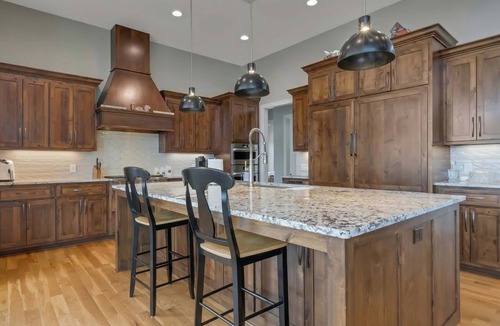 West Union House | Serene SC Getaway | Firepit | Sleeps 8