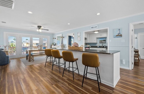 Key Allegro House | Serene Waterfront 5BR sleeps 15 w/Heated Pool, Fire Pit, Boat & Jet Ski Lift