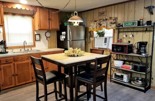Claxton Cabin | Serenity by the River: Glamping in Claxton, Georgia