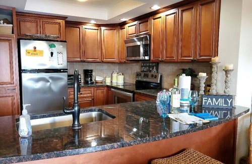 Shelter Cove Villa | Shelter Cove: Gorgeous Marina Views, Walkable Location, & Palmetto Dunes Access