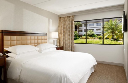 Airport North Hotel | Sheraton Suites Orlando Airport Hotel