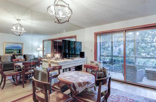 West Beach Village House | Shipwatch Road 1413
