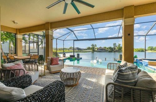 Mariner House | Sho Me Sunshine Lake Front w Southern Exposure
