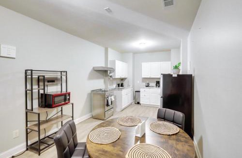 Lawrenceville Apartment | Shop, Dine & Hike: Lawrenceville Home By Parks