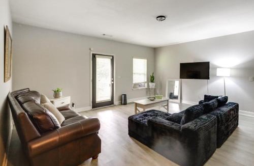 Lawrenceville Apartment | Shop, Dine & Hike: Lawrenceville Home By Parks