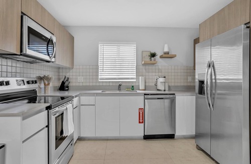 Downtown Fort Lauderdale House | Sistrunk Shades Villas #3 - Brand New Townhome Downtown Fort Lauderdale Florida
