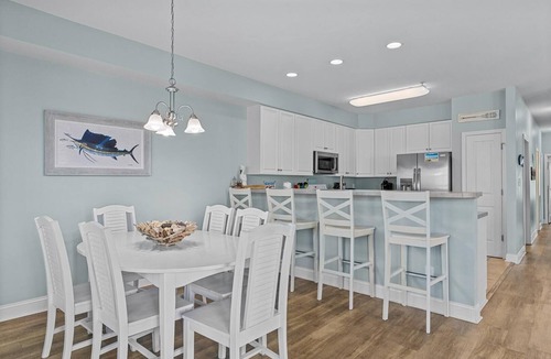 Atlantic Beach Condo | Slack Tide 3 Bedroom Condo by RedAwning
