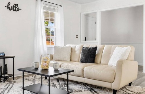 St. Andrews House | Sleek & Stylish 3BR | Pet Friendly | Sleeps 6