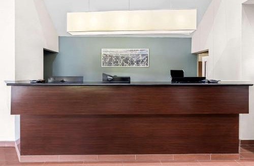 Blountville Hotel | Sleep Inn & Suites Kingsport TriCities Airport