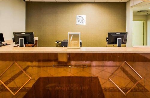 Orlando Hotel | Sleep Inn & Suites Orlando International Airport