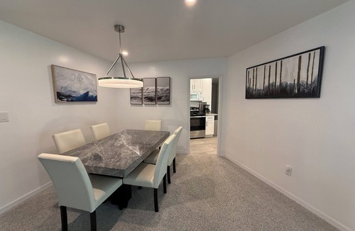 Tradewinds House | Sleeps 10 - Available Year Round - Huge Private Home