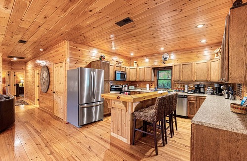 Whittier Cabin | Sleeps 16 Lodge Near Bryson City, Arcade, Hot Tub