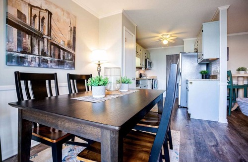 Clemson House | Slice of Heaven at the Clemson Dike