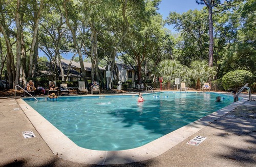 Folly Field Villa | Snowbird/dog-friendly villa with WiFi, 2 patios, & grill + pool/beach access