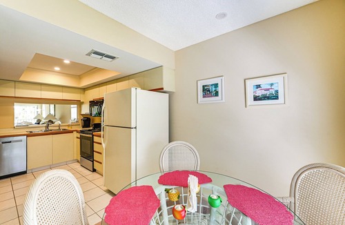 Gleneagles Condo | Snowbirds Welcome! Naples Resort Condo Near Golf