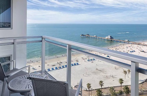 Clearwater Beach Resort | Soak Up the Sunshine at Wyndham Clearwater Beach-1 Bedroom Deluxe