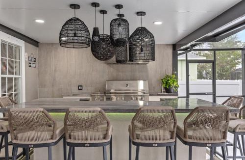 Trafalgar House | Southern Exposure Oasis