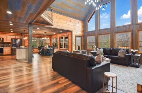 Sevierville Cabin | "Southern Falls" - Luxury Pool Cabin in The Summit at Bluff Mtn! Pickleball coming soon!