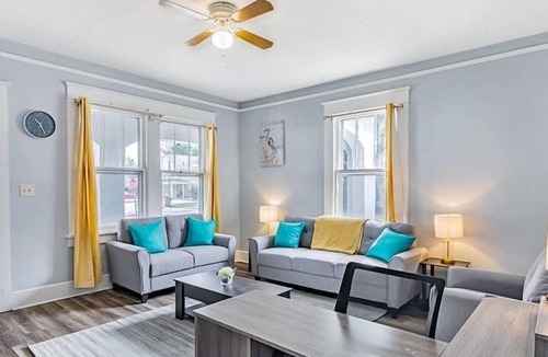 Midtown House | Southern Serenity-3BR w/Fenced Yard