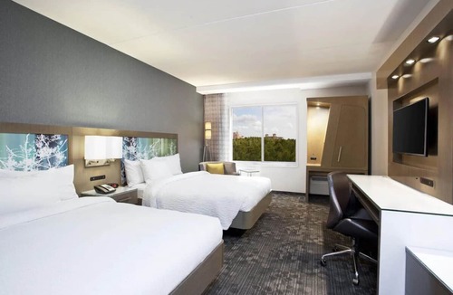 Orlando Hotel | Spacious 1BR Near Disney | Courtyard by Marriott Orlando