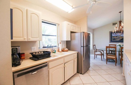 Murex Lakes House | Spacious 3/2 pool home on Sanibel Island - 10 min walk to beach - Lily Pad