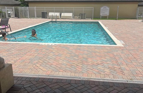 Greenview Shores Condo | Spacious 3-bedroom condo in serene Wellington with air conditioning