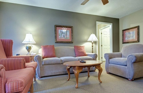 Williamsburg Resort | Spacious 3 Bedroom Lockoff, Full Kitchen, Near CW and W&M -Wyndham Kingsgate
