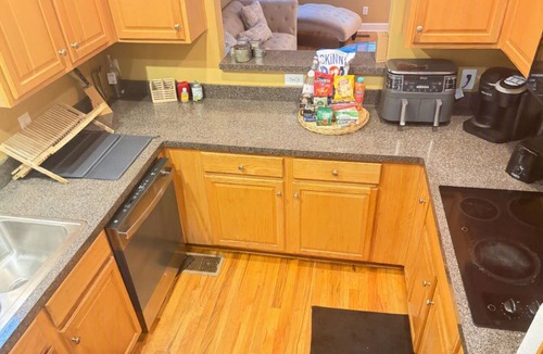 Summerhill House | Spacious 3BR Downtown Atlanta Home w/Parking Minutes to Mercedes-Benz Stadium