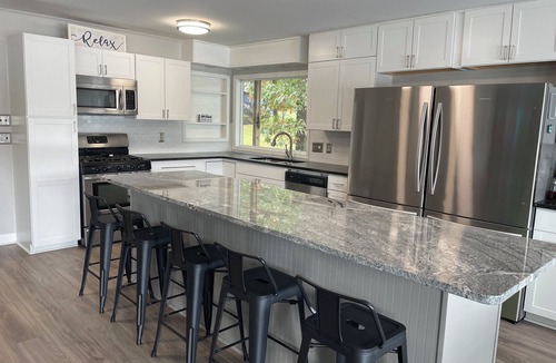 Southmont House | Spacious 4-bedroom house on High Rock Lake with amazing views!