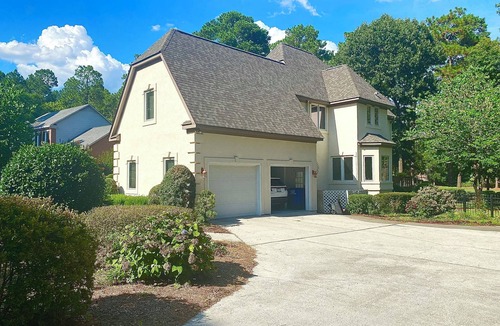 Woodside Plantation House | Spacious 4-Bedroom Home on the Golf Course in Gated Community