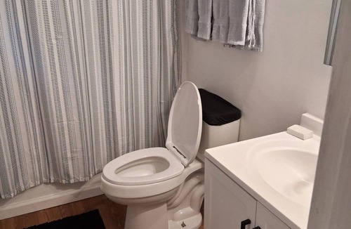 Martinez House | Spacious 4-bedroom house in peaceful Martinez near Masters Tournament