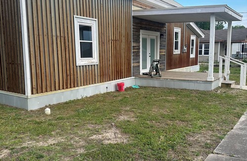 Corinth House | Spacious 4-bedroom house in quaint Corinth with ductless AC/heat in each room.