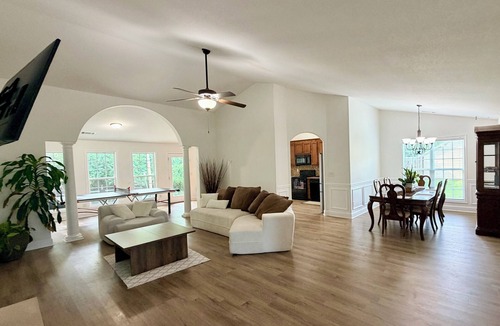 Winder House | Spacious 4-bedroom house in enjoyable Winder